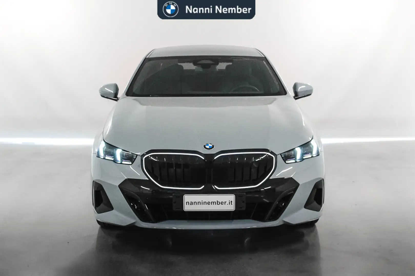 BMW 520 d xDrive Berlina M sport Pro Grigio - 2