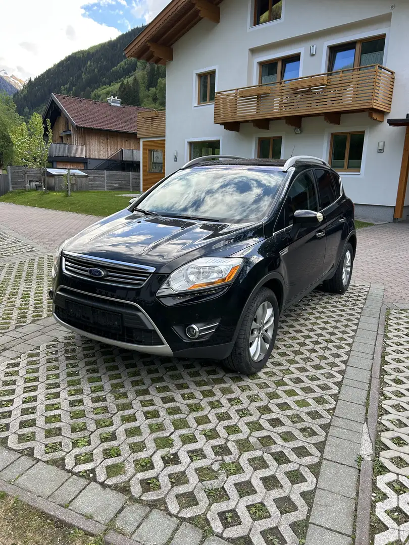 Ford Kuga 2,0 Titanium 4x4 TDCI DPF - 1