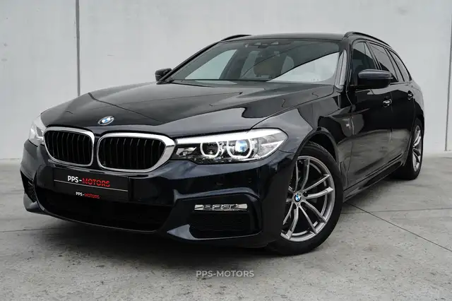 BMW 520 dA TOURING | M-PAKKET | TREKHAAK | HARMAN KARDON | TOPSTAAT