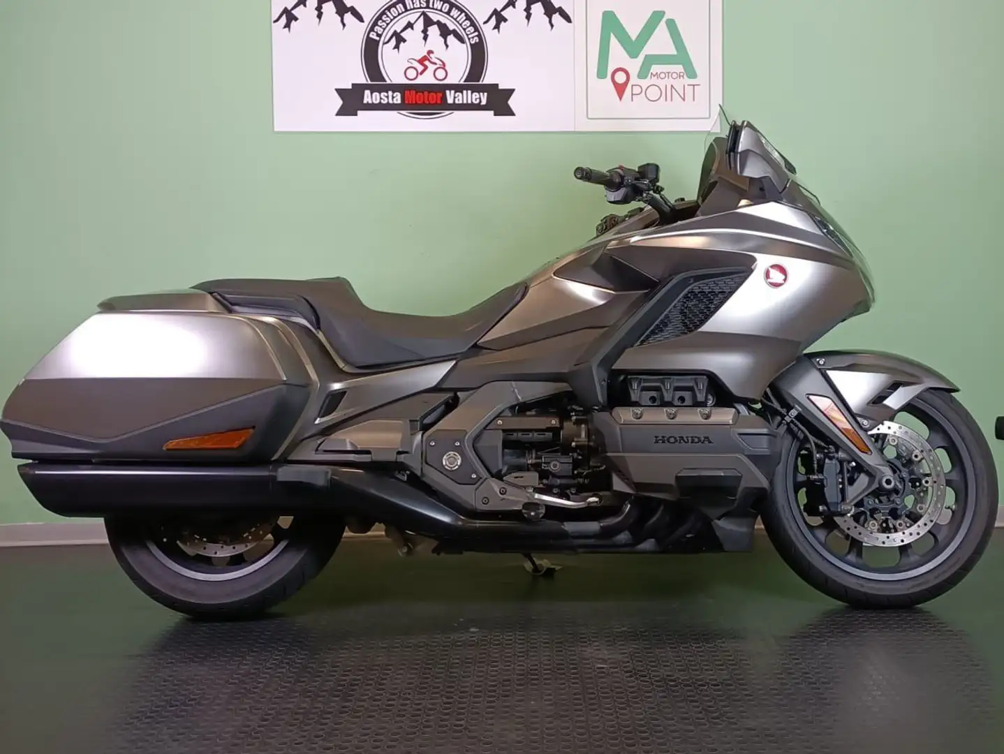 Honda GL 1800 GL 1800 Gold Wing Argent - 2