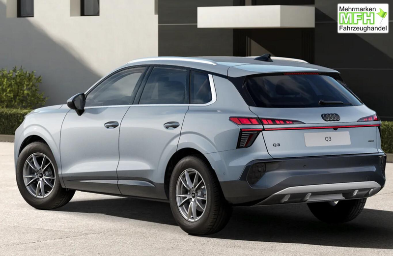 Audi Q3 Intense Tech LED+ KlimaP MMI+ Keyl PrivG 17Z eH... — photo 2