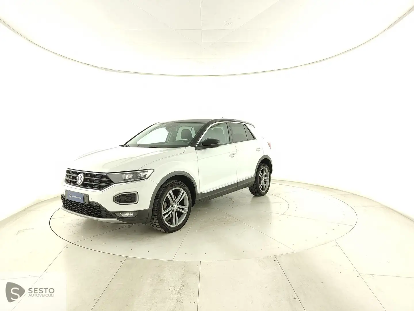 Volkswagen T-Roc 2017 1.5 tsi act Advanced dsg Bianco - 1