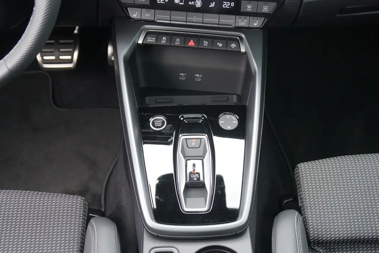 Audi A3 Sportback TFSI S line *Matrix*Sonos*Pano*, миниатюра 16