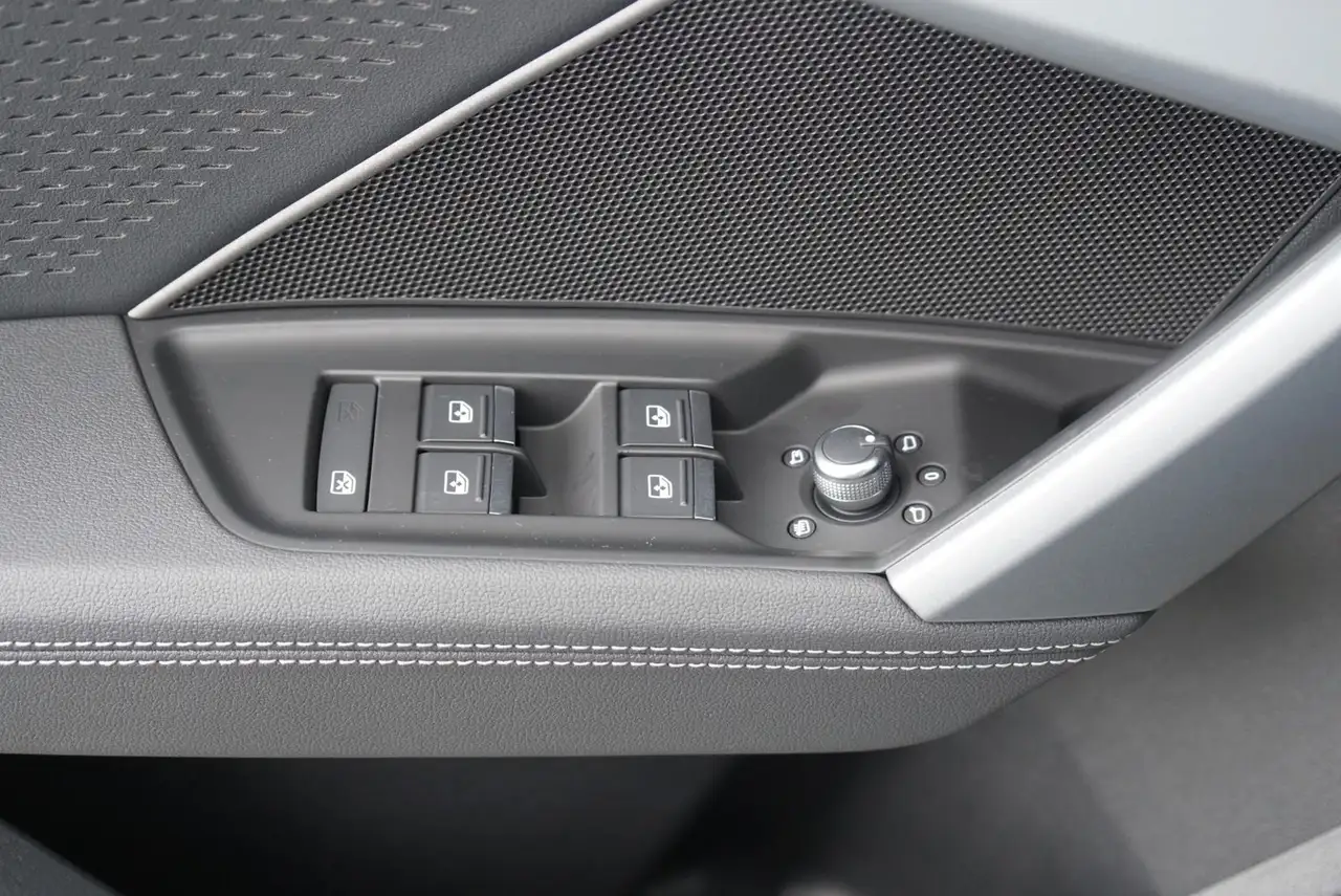 Audi A3 Sportback TFSI S line *Matrix*Sonos*Pano*, миниатюра 27