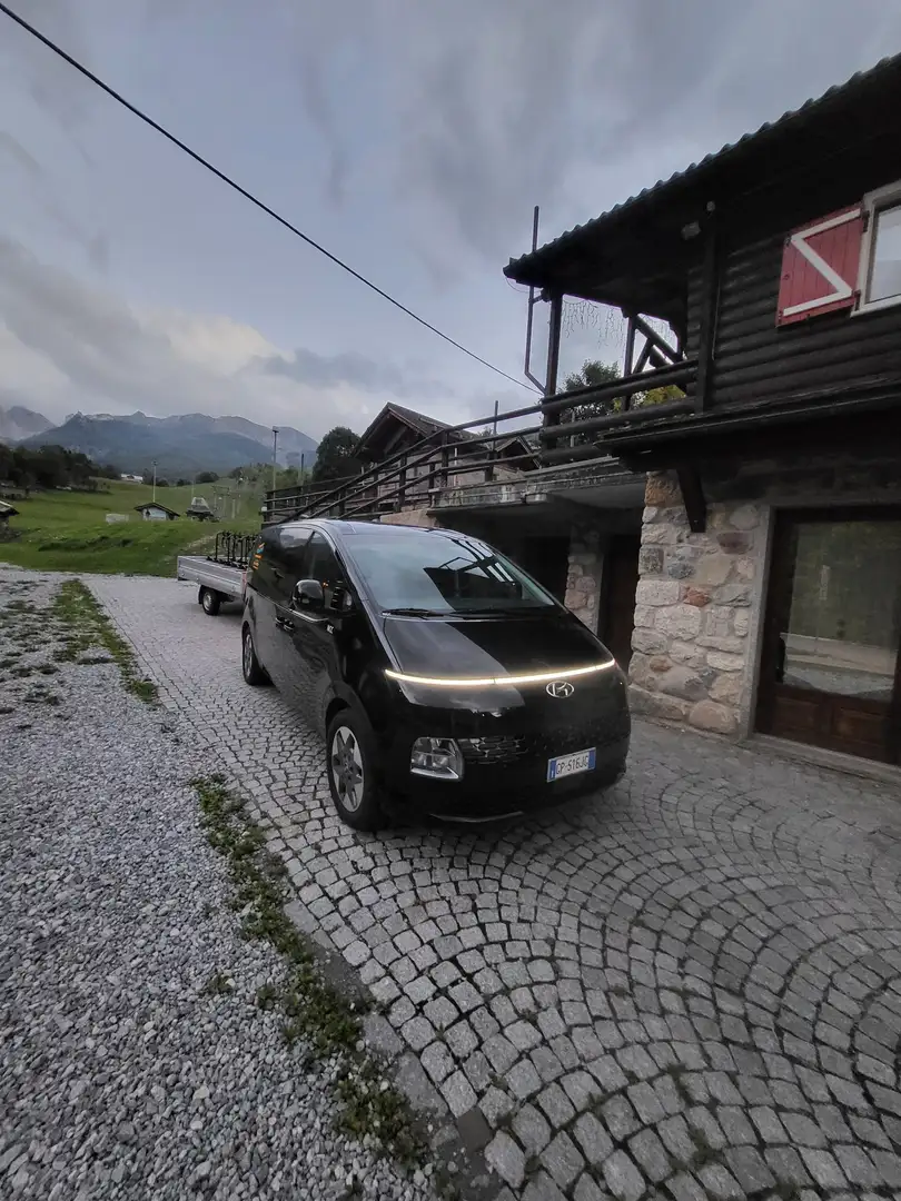 Hyundai STARIA 2.2 Wagon 2wd - 2