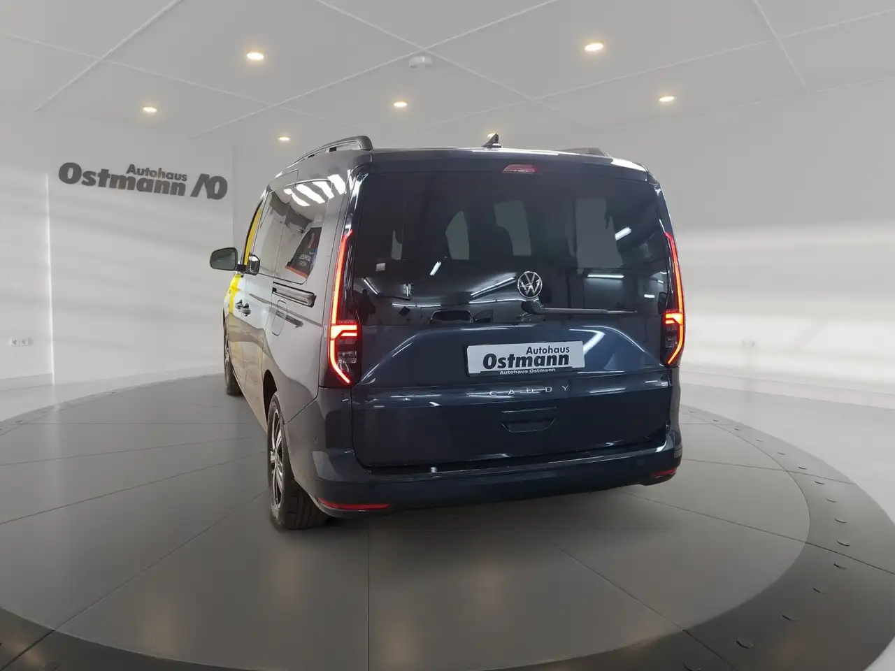 Volkswagen Caddy Maxi Life 7S 90 kW TDI DSG RFK Klimaaut LED 2