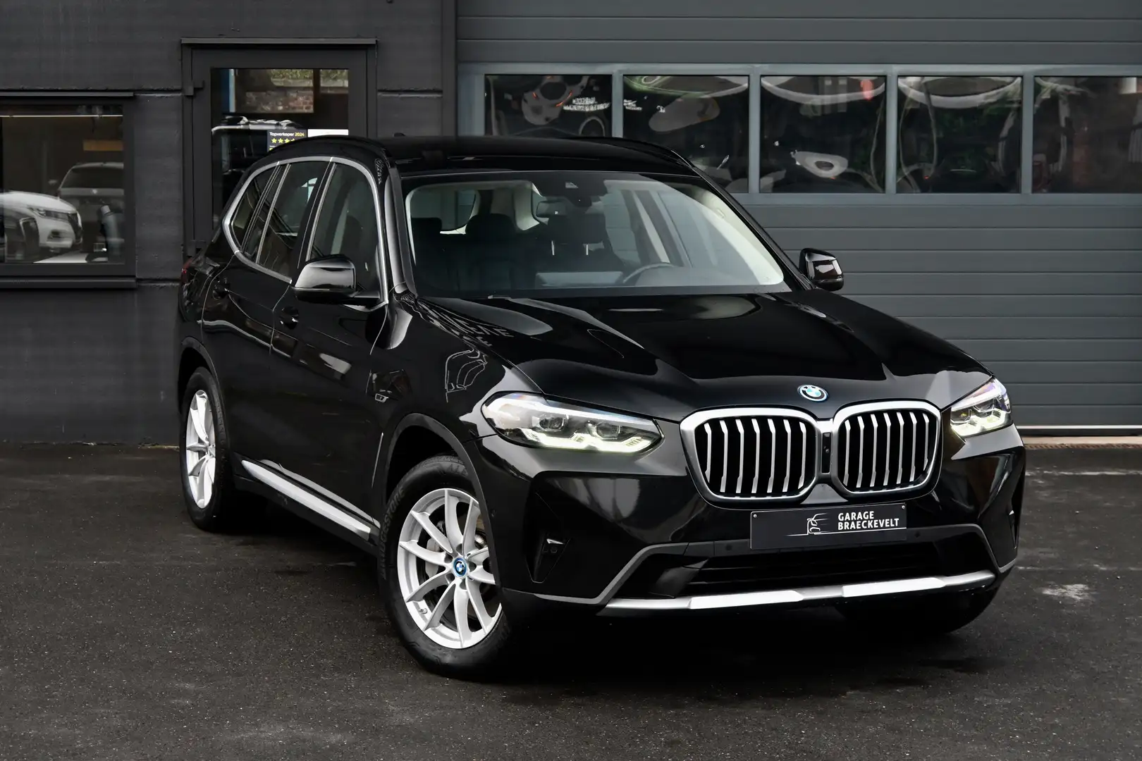 BMW X3 3.0e Xdrive - Facelift - Sportzetels -360° -LED Noir - 2