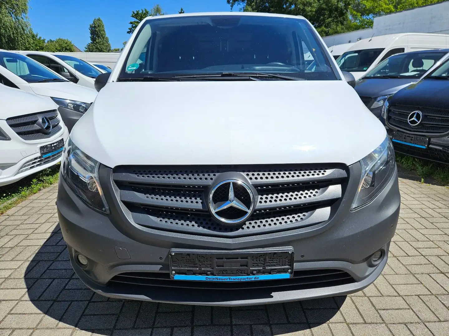 Mercedes-Benz Vito 116 CDI LANG|SORTIMO REGALE|AHK|TÜV+SERVneu Weiß - 2