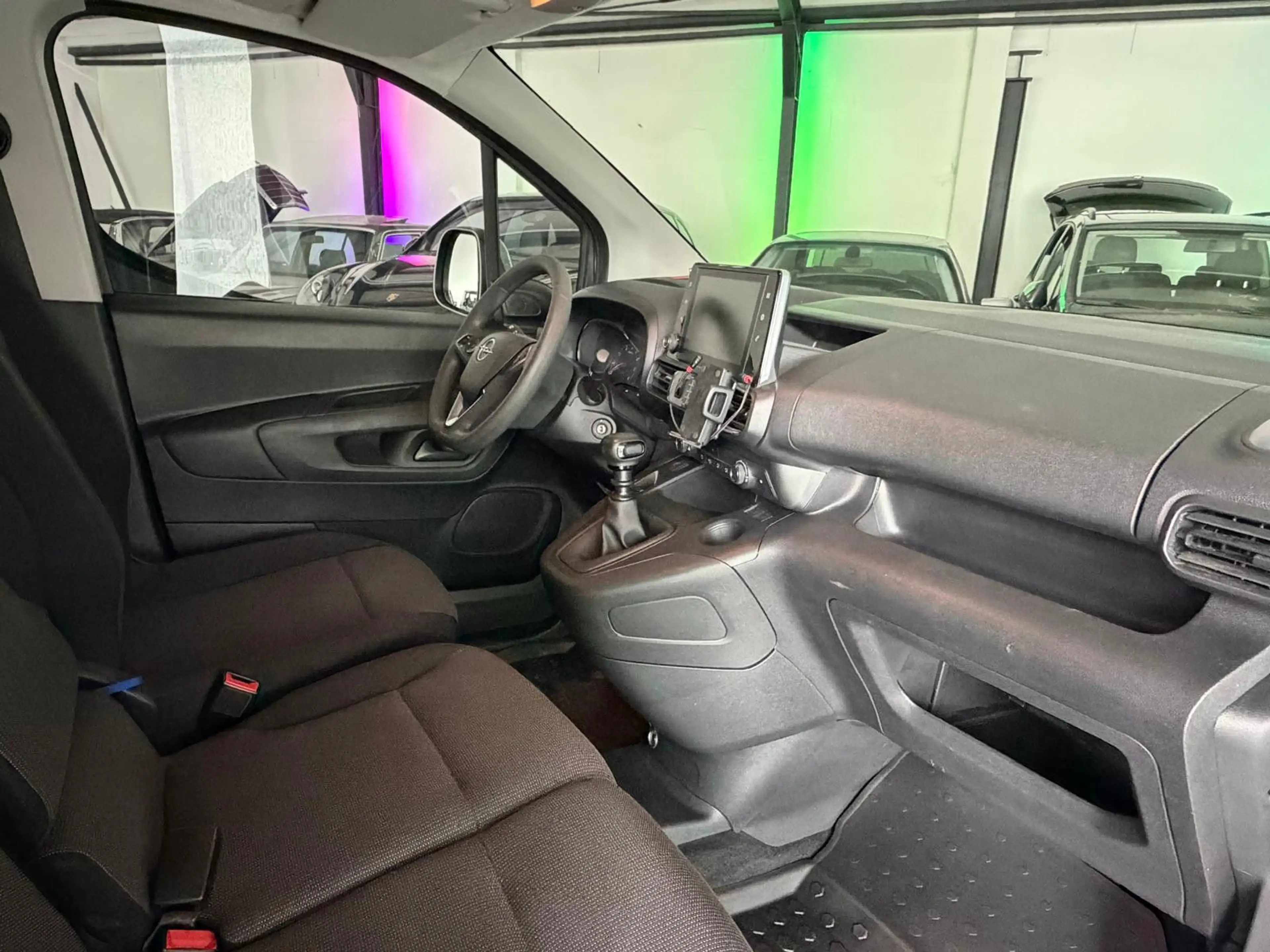 Opel Combo E Cargo Edition — photo 7