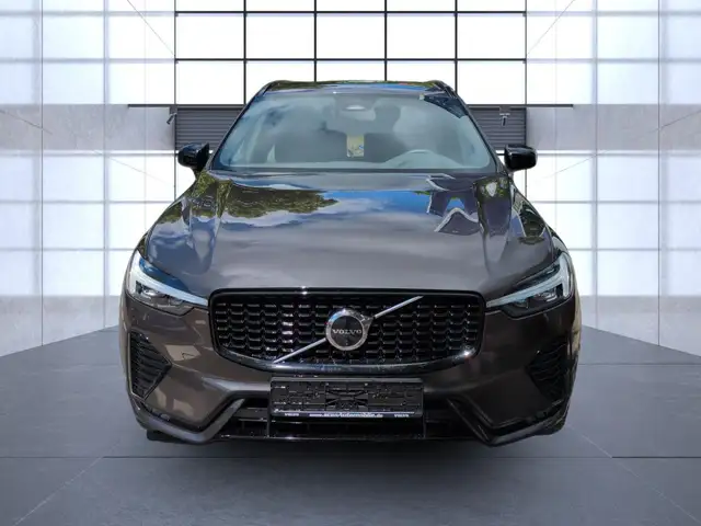 Volvo XC60 view 9