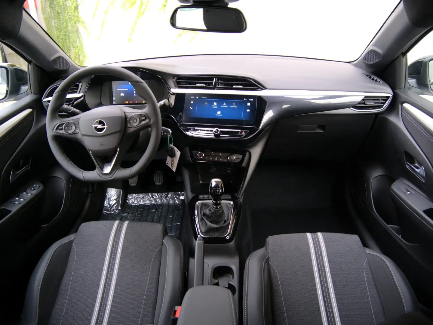 Opel Corsa 1.2 Turbo 100cv GS KM Zero Argento - 2