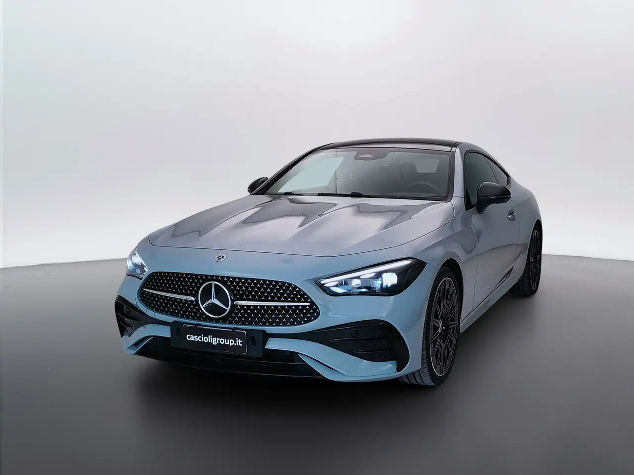 Mercedes-Benz CLE 300 CLE Coupe 300 Lifestyle Edition w/Manufaktur 4matic auto — photo 1 of 15