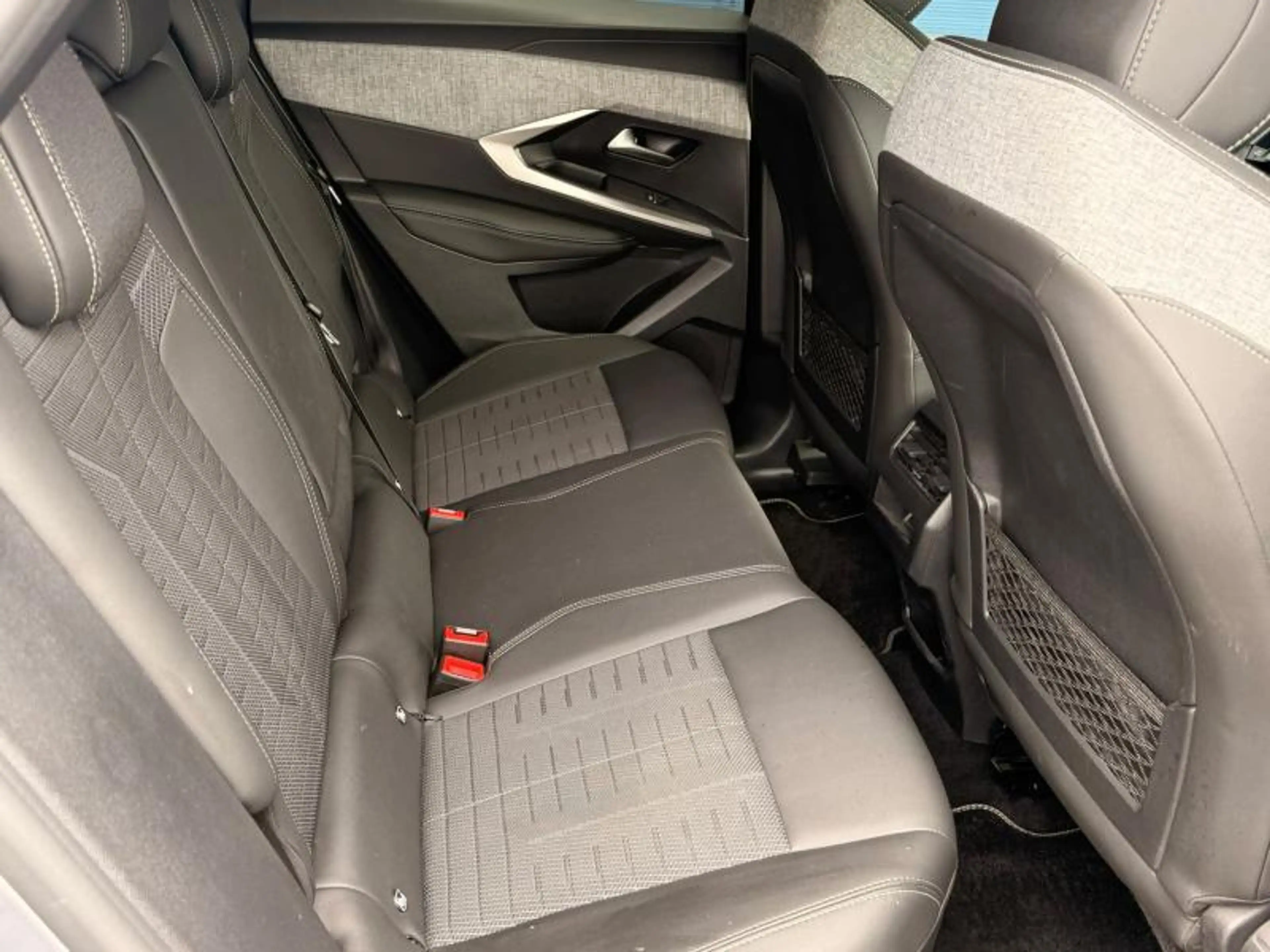 Peugeot 3008 GT — photo 7