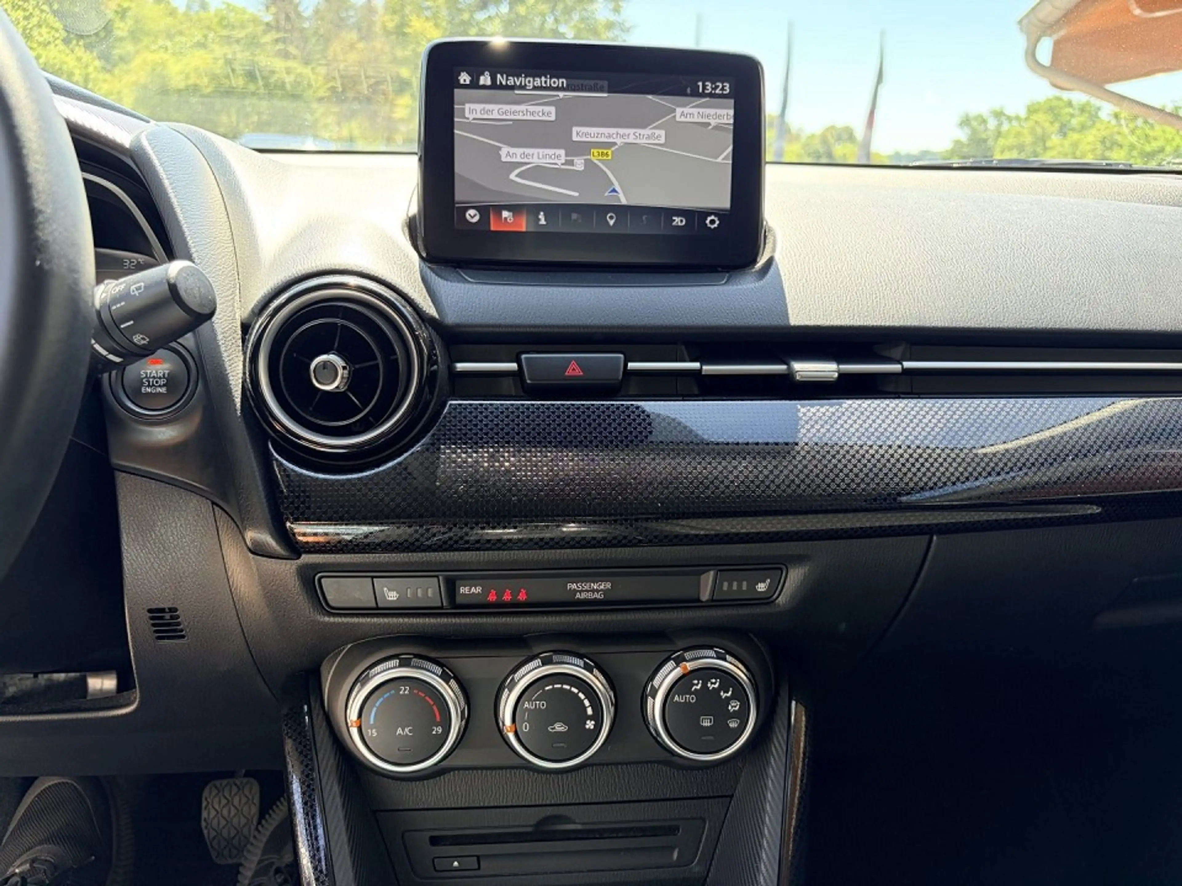Mazda 2 L SKYACTIV-G 90 5T 5GS AL-KIZOKU Sitzheiz Bluetoot — photo 9