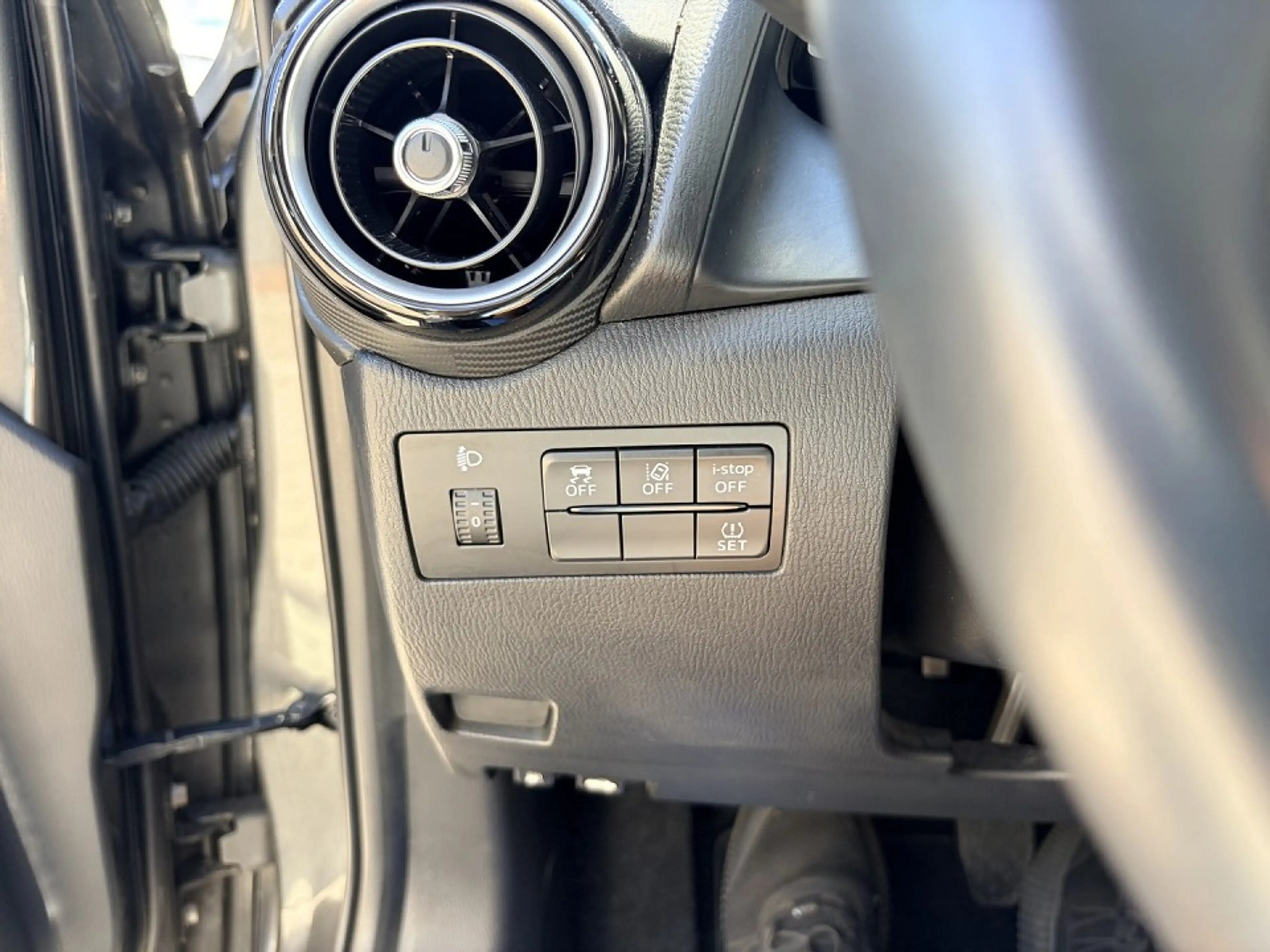 Mazda 2 L SKYACTIV-G 90 5T 5GS AL-KIZOKU Sitzheiz Bluetoot — photo 10
