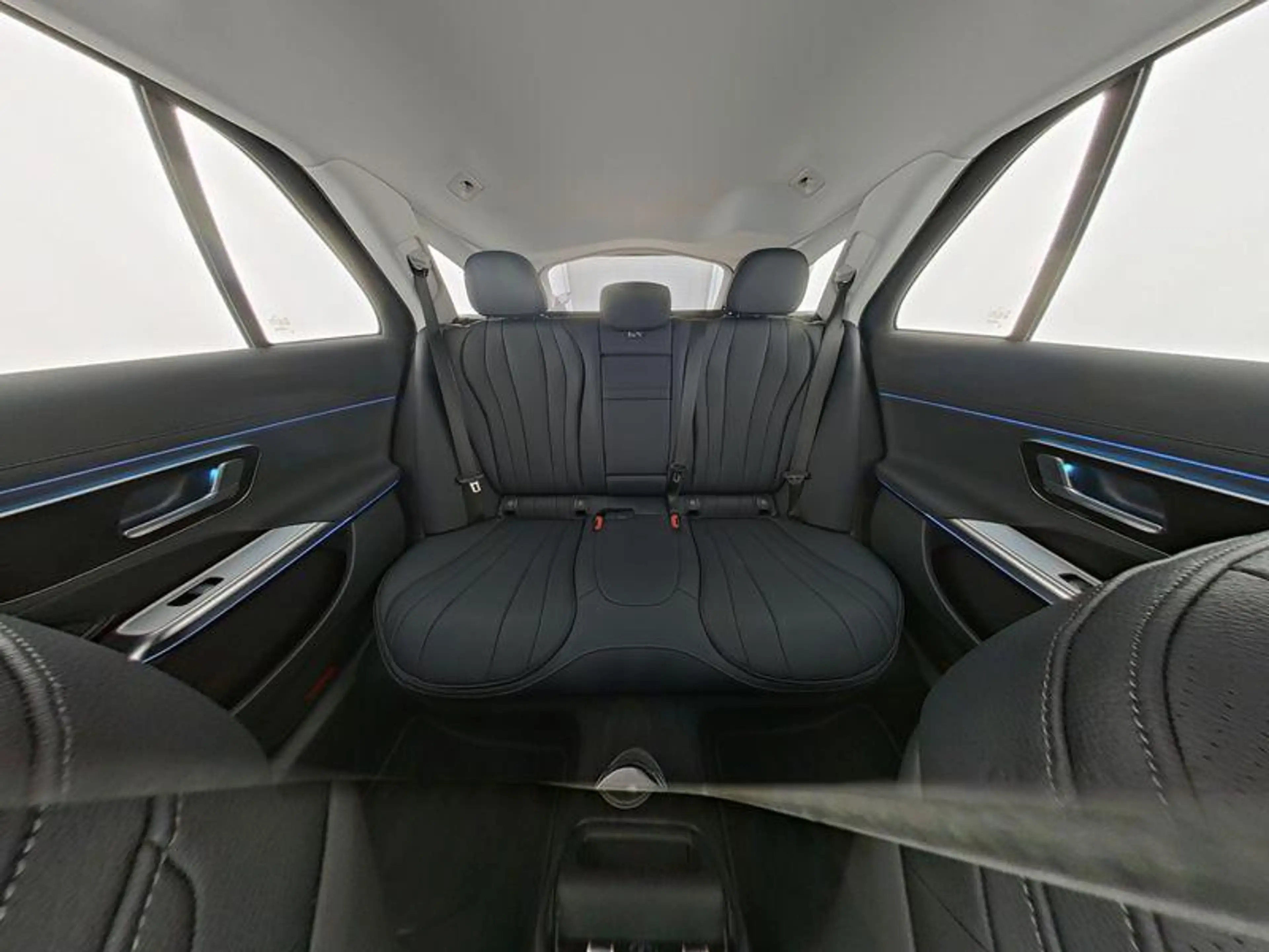 Mercedes-Benz E 300 De Break Luxury Line | Trekhaak | Distronic | Dode — photo 7