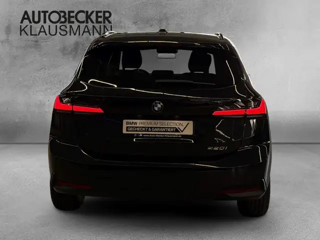 BMW 2 Series view 6