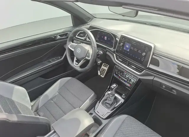 Volkswagen T-Roc view 14
