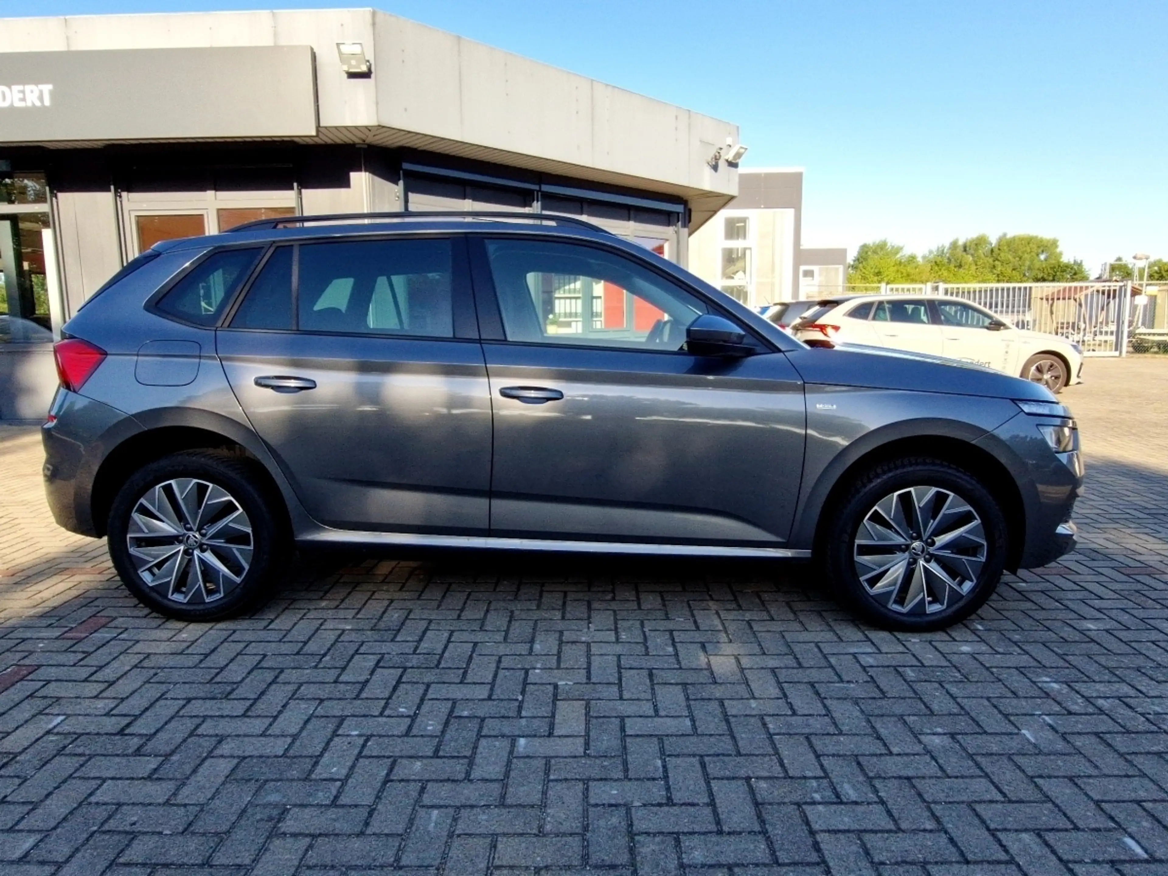 Skoda Kamiq 1.0 TSI Tour DSG LED Sitzhzg Klimaautomatik — photo 6