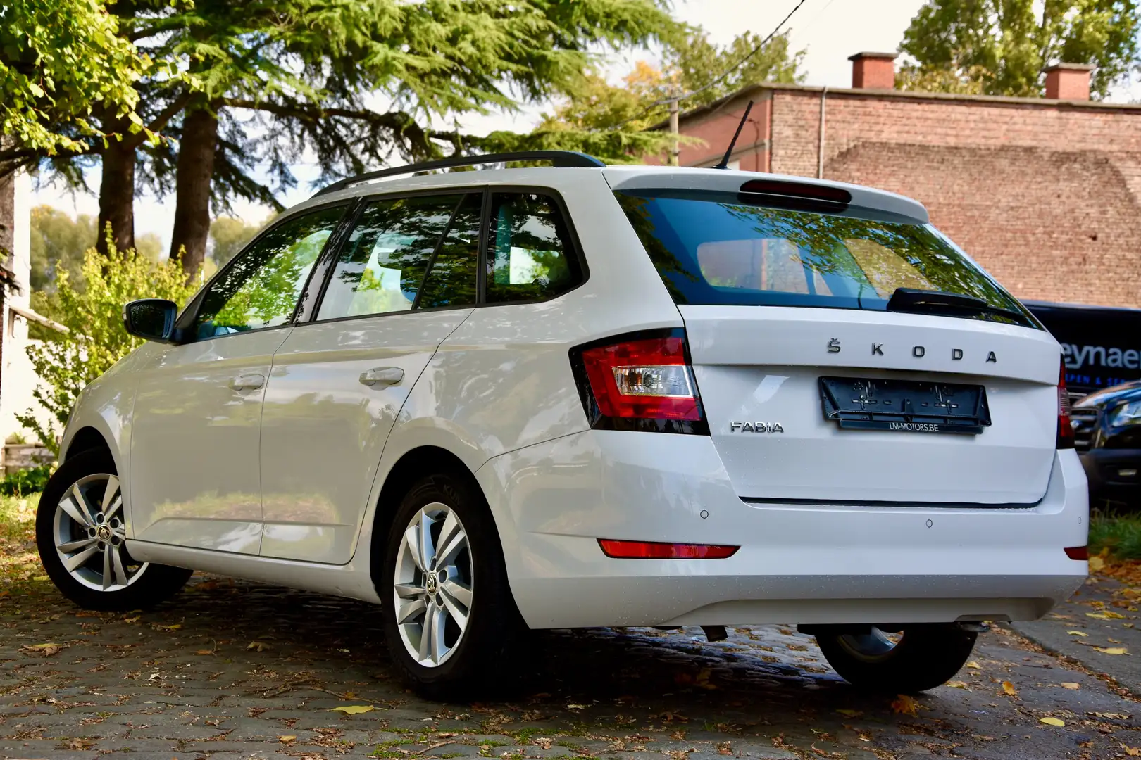 Skoda Fabia Combi 1.0i **60 000KM** Blanc - 2