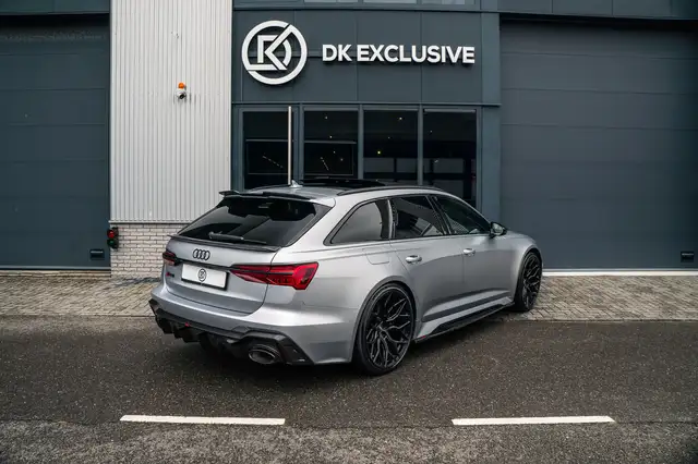 Audi RS6 view 3
