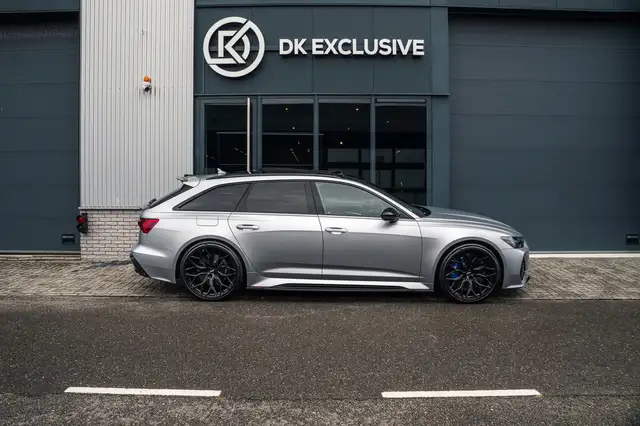 Audi RS6 view 2