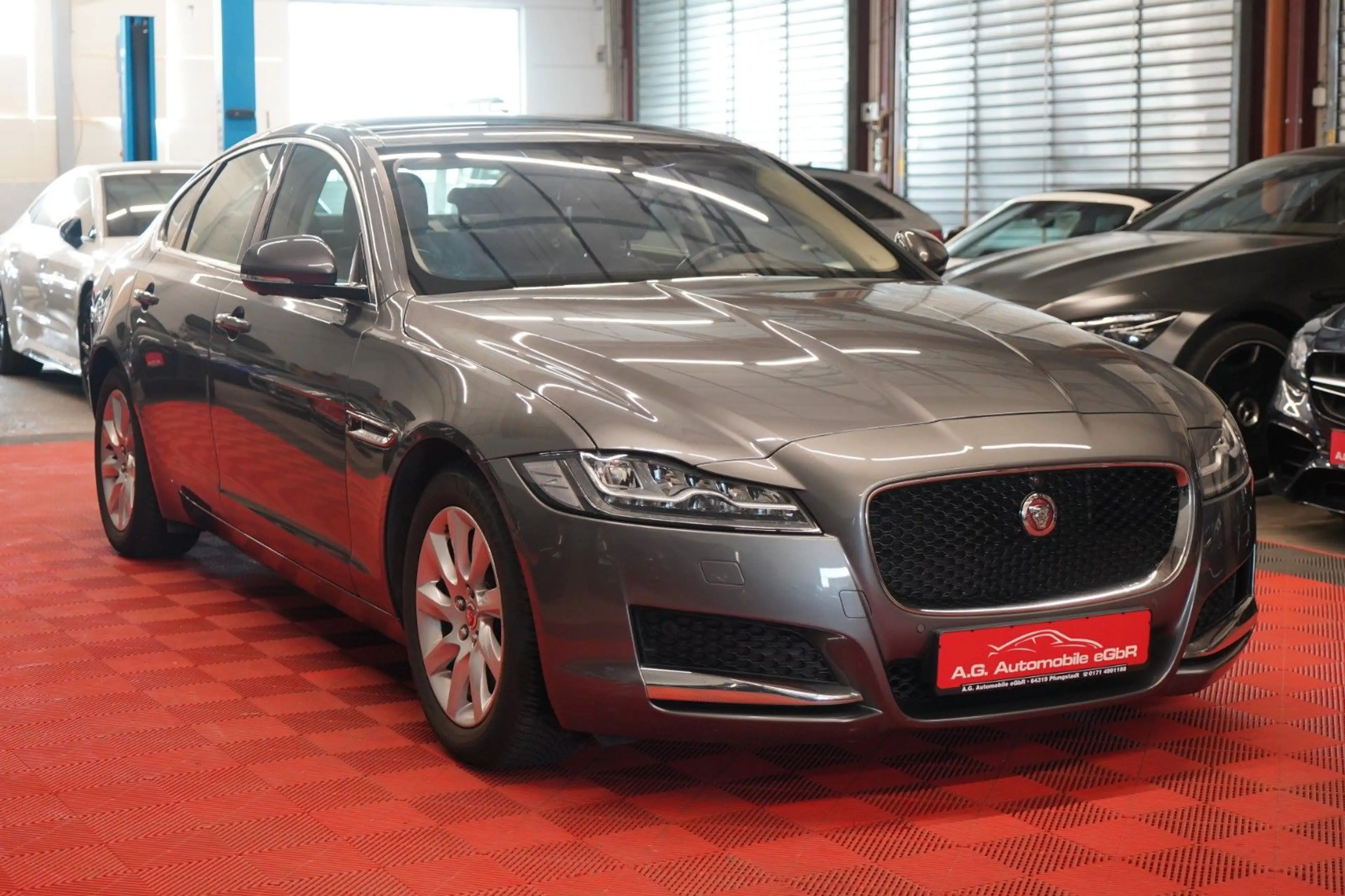 Jaguar XF 2.0d Aut. Lim. *Unfallfrei*Keyless-Go*Head-Up — photo 3