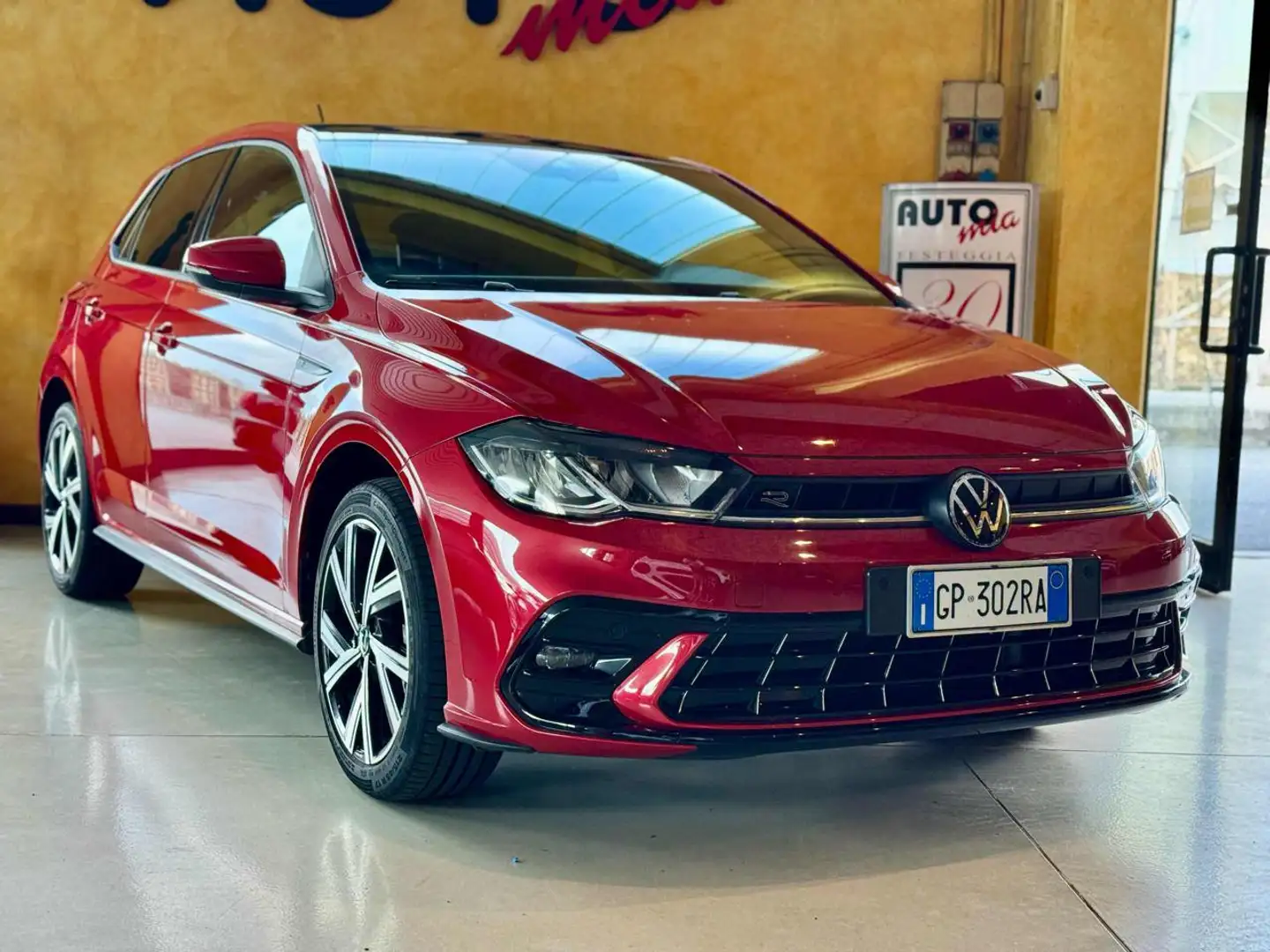 Volkswagen Polo 1.0 TSI R-Line Tetto apribile Rosso - 2