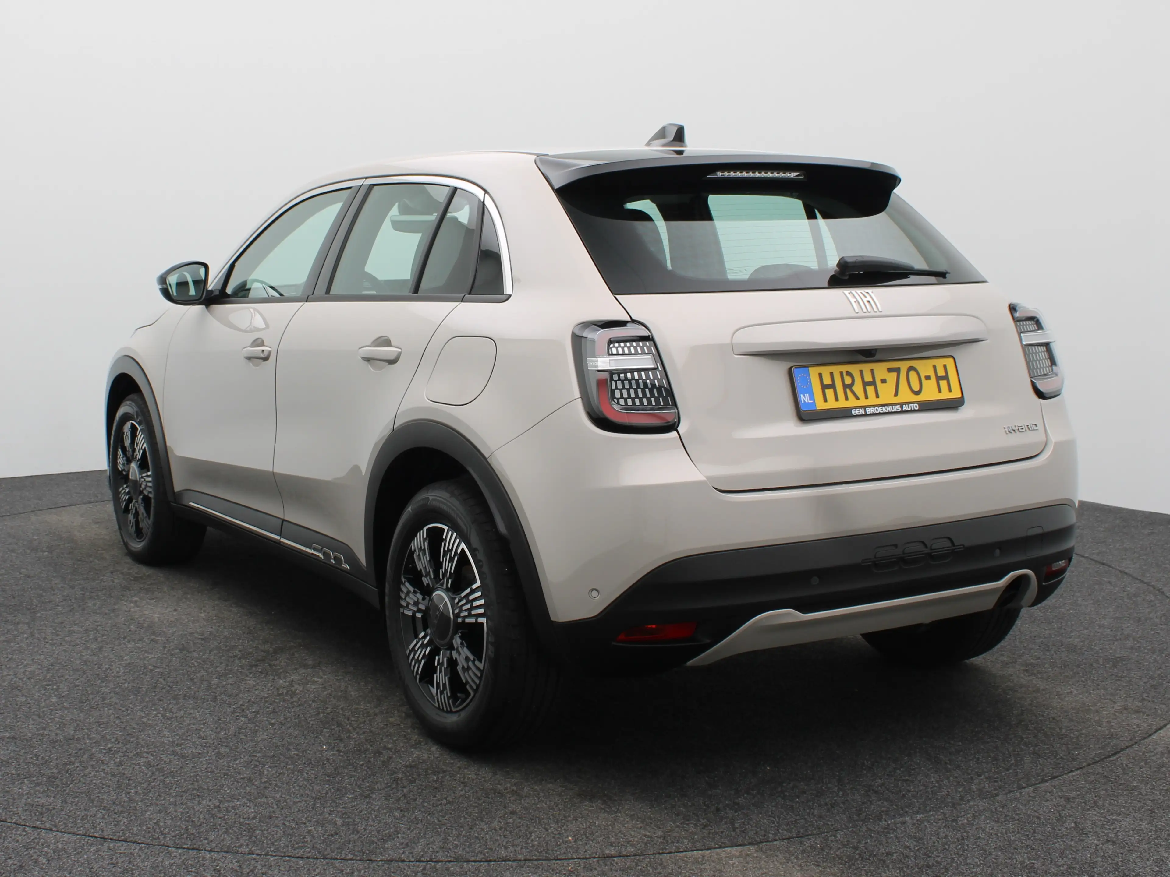 Fiat 600 1.2 Hybrid Urban | Automaat | 17" LMV | PDC V+A | — photo 10