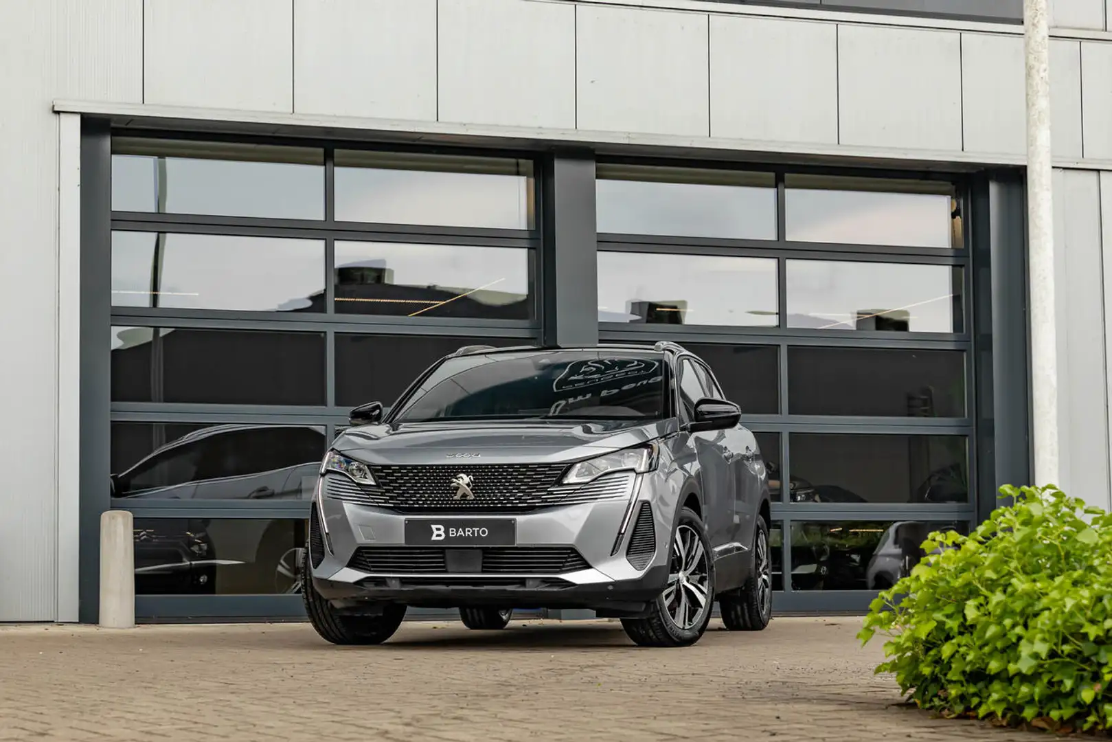 Peugeot 3008 GT | 130pk MT | Camera | Navi. | Zetelverw. | D... Gris - 1