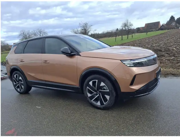 Opel Grandland Ultimate 73-kWh-Batterie 157 kW 157 kW (213 PS)...
