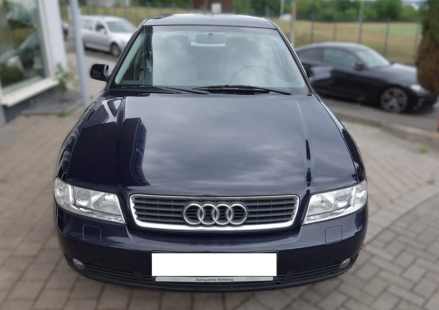 Audi A4 1.8 Auto II Hand.Automatik.Klimaaut.TÜV 03.27 Blau - 2