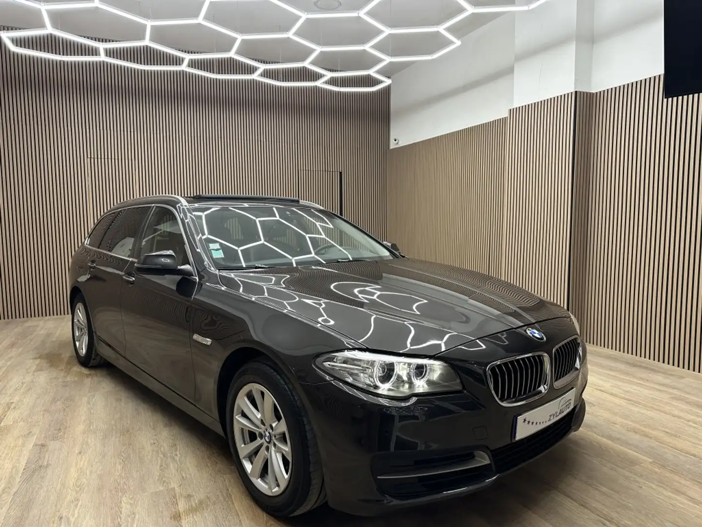 BMW 518 518dA Touring Negro - 1