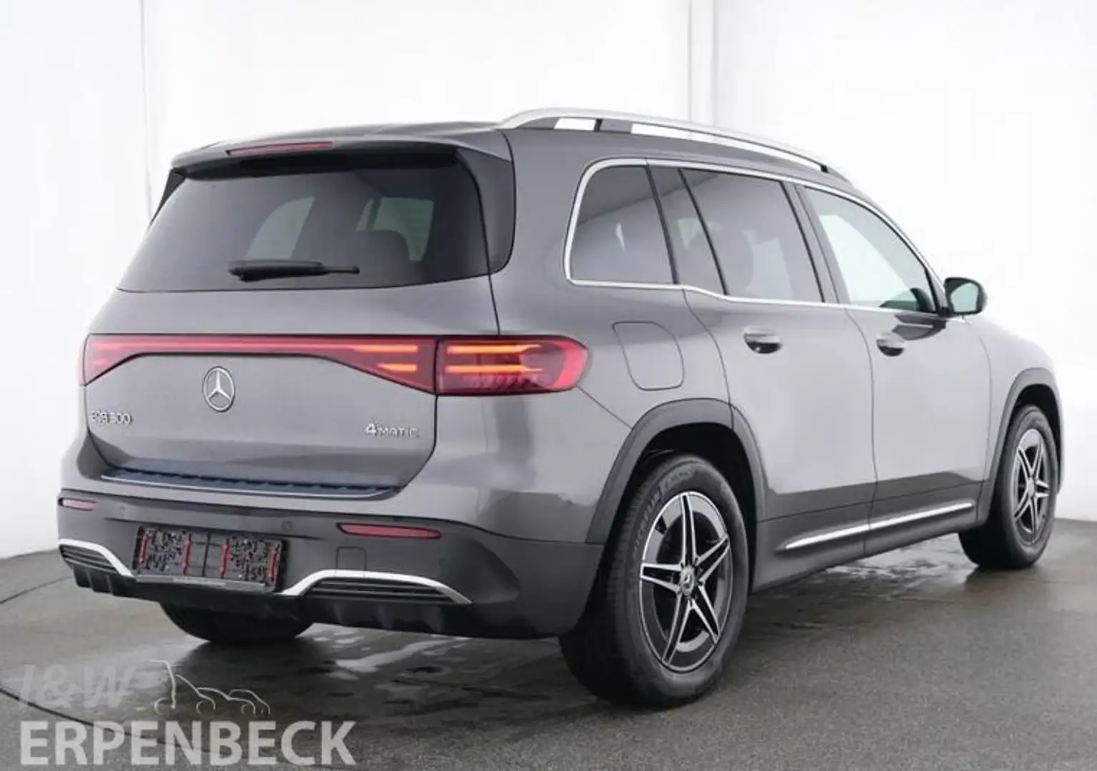 Mercedes-Benz EQB 300 EQB 300 4MATIC AMG Line AHK Distronic MBUX Gris - 2