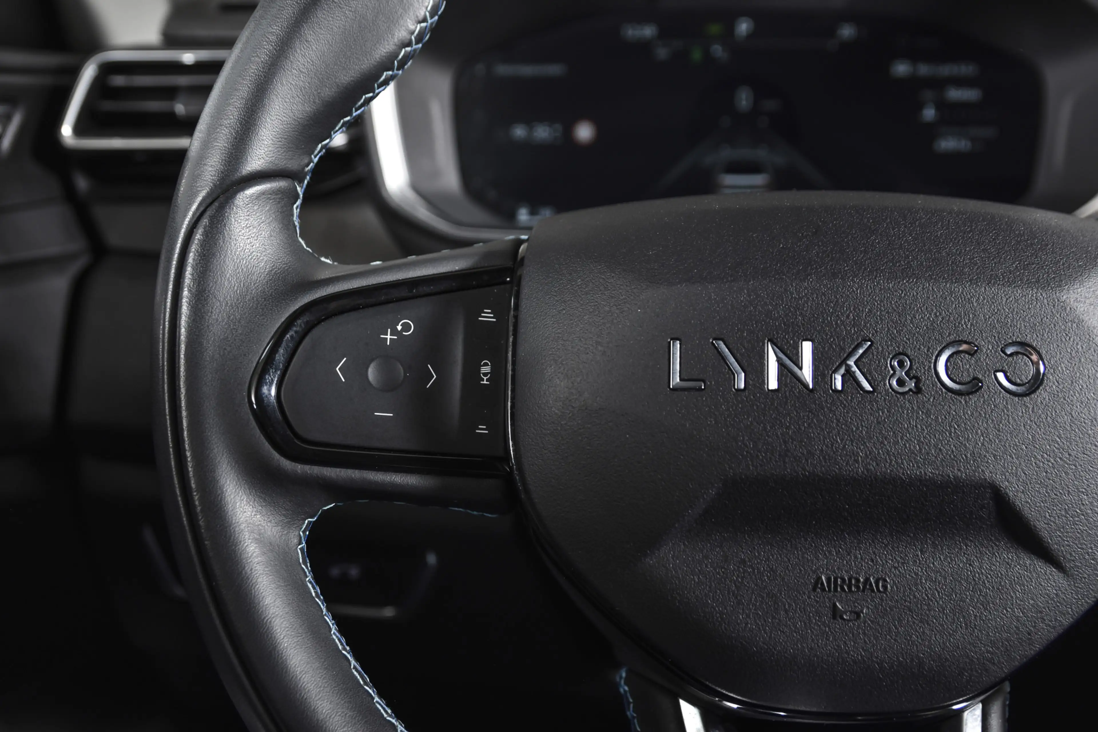 Lynk & Co 01 1.5 PHEV 261PK MY22 | 360 Camera | 7 .4 kWh Boordl — photo 50