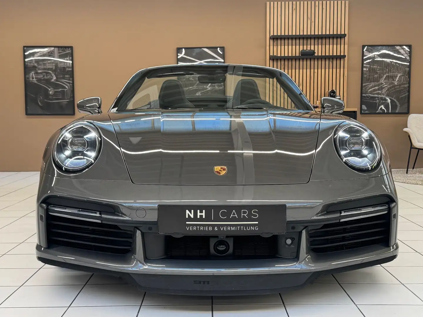 Porsche 992 911 Turbo S Cabrio/Approved//Burmester Silber - 2