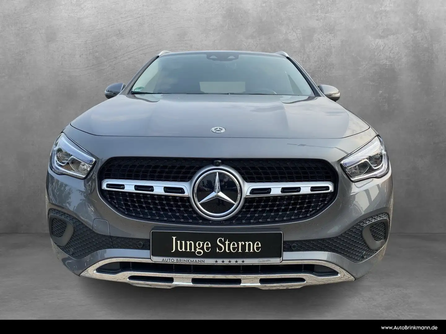 Mercedes-Benz GLA 180 GLA 180 Progressive/LED/SHZ/Parktronic/Kamera Grau - 2