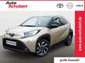 Toyota Aygo X 1,0 l Team D Apple CarPlay Android Auto Musikstrea Beige - thumbnail 1