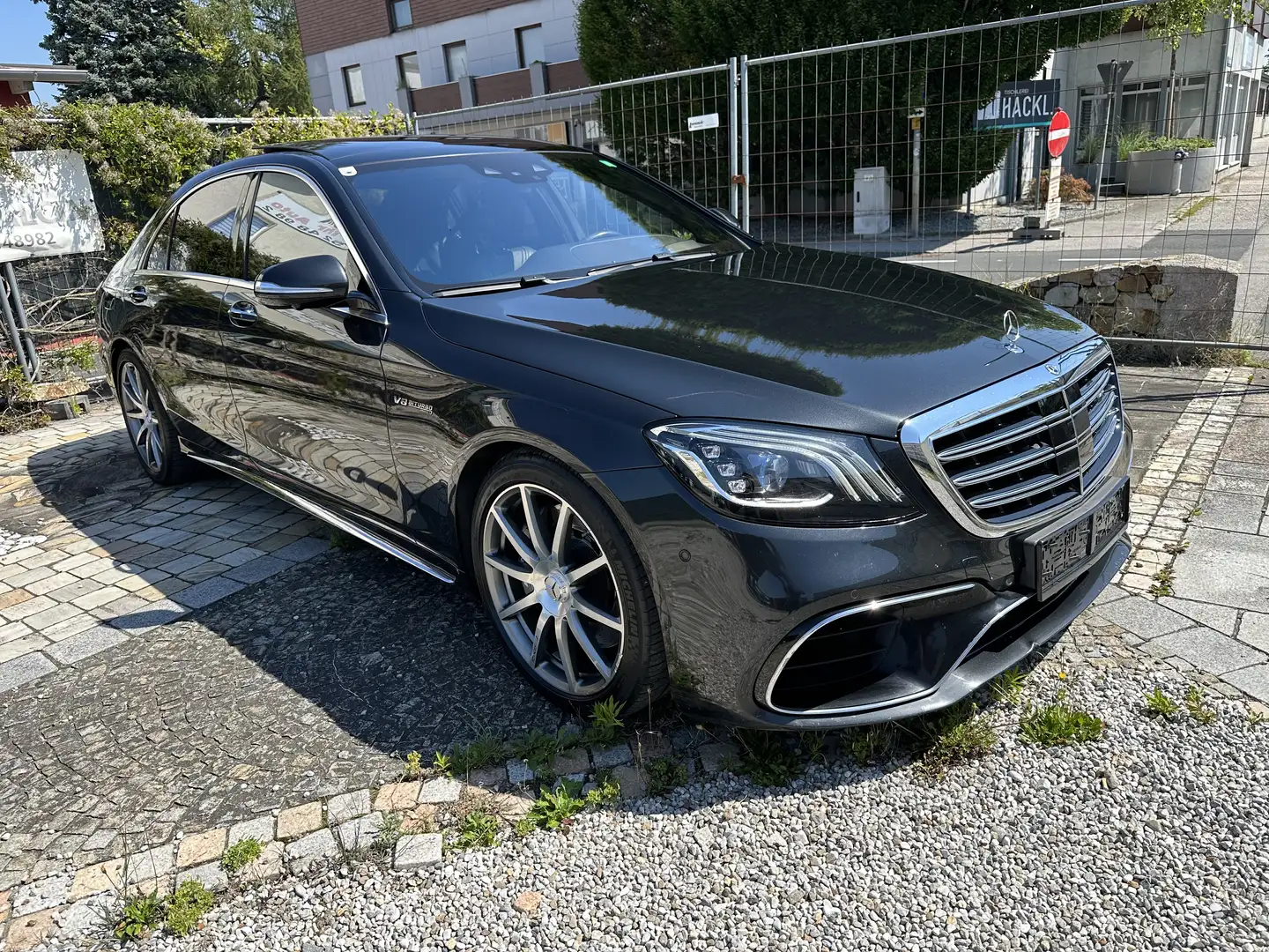 Mercedes-Benz S 63 AMG Mercedes-AMG lang S63 4MATIC+ Aut. Чорний - 1