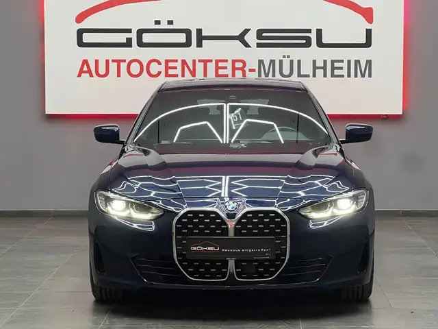 BMW 4 Series view 3