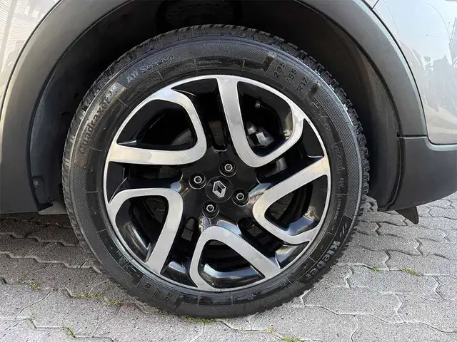 Renault Captur view 9