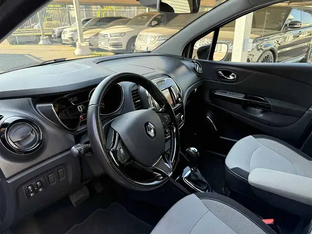 Renault Captur view 10