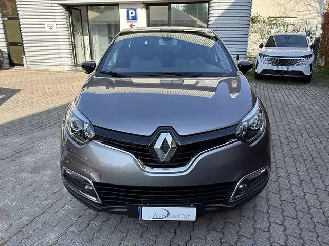 Renault Captur view 2
