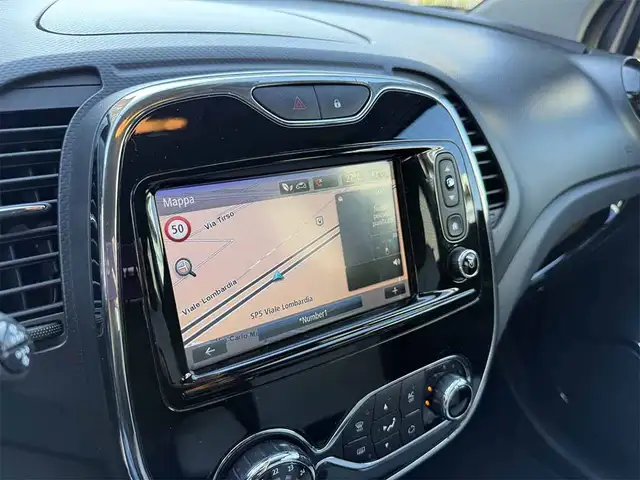 Renault Captur view 21