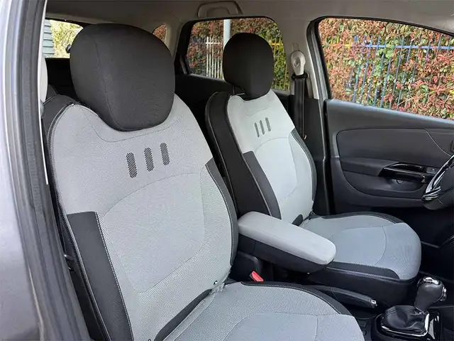 Renault Captur view 23