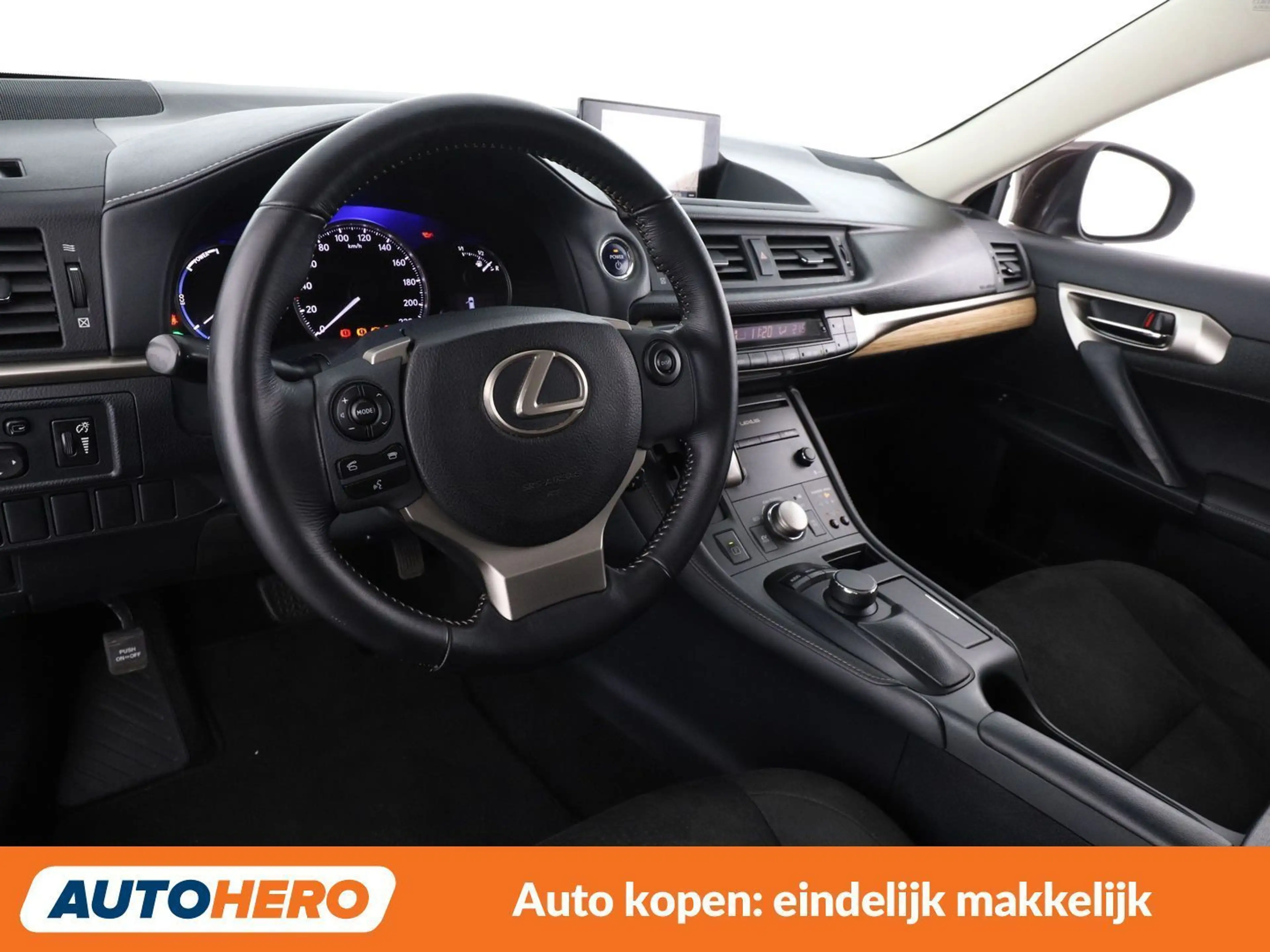 Lexus CT 200h CT 200h Anniversary — photo 11