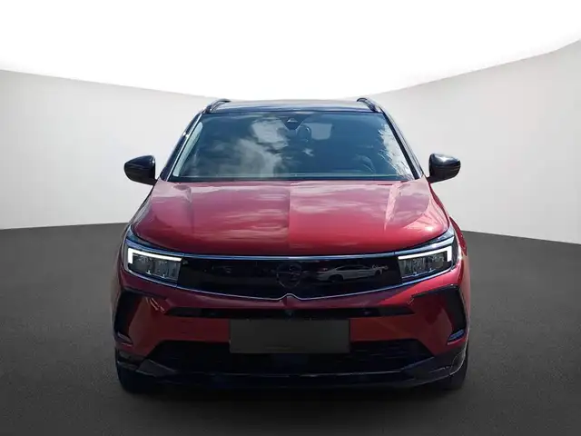 Opel Grandland view 2