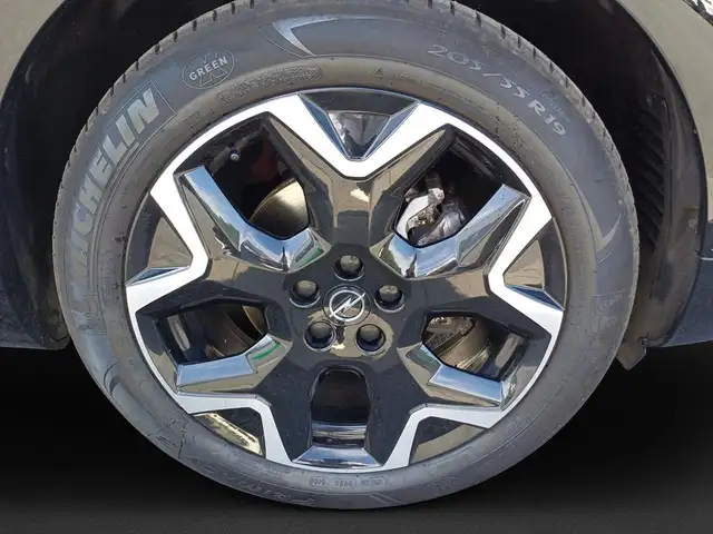 Opel Grandland view 8