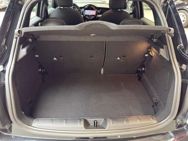 MINI One — photo 17