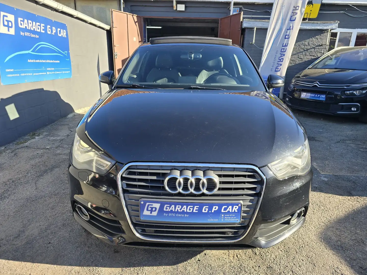 Audi A1 1.4 TFSI Ambition S line S tronic Zwart - 2